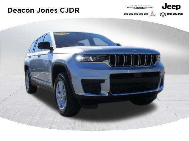 2025 Jeep Grand Cherokee L Laredo's photo