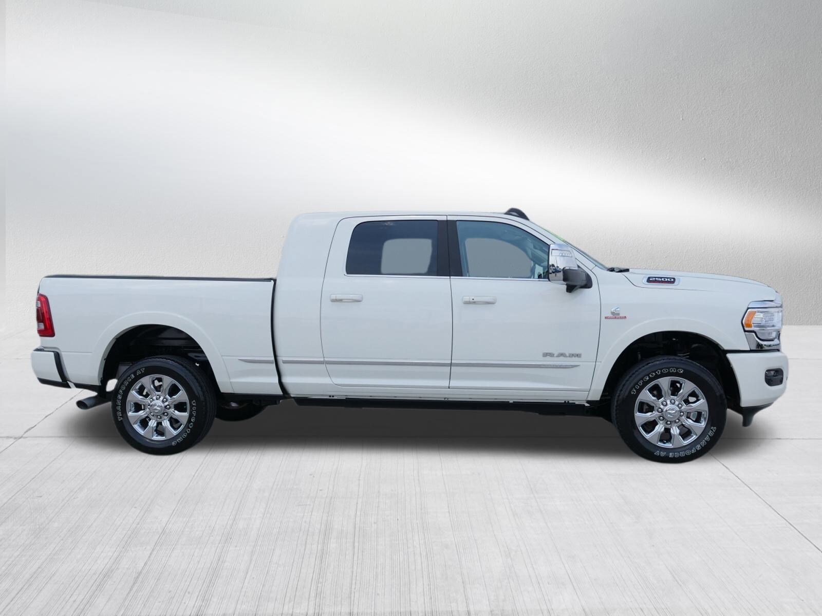 2023 Ram 2500 Limited photo 2