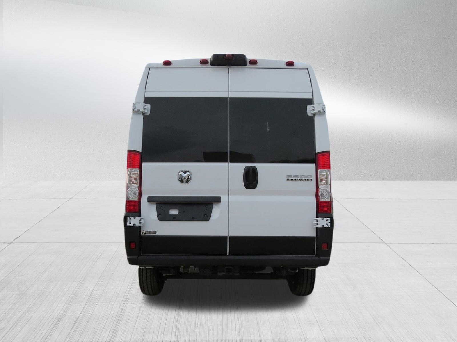 2025 Ram ProMaster 2500 photo 4