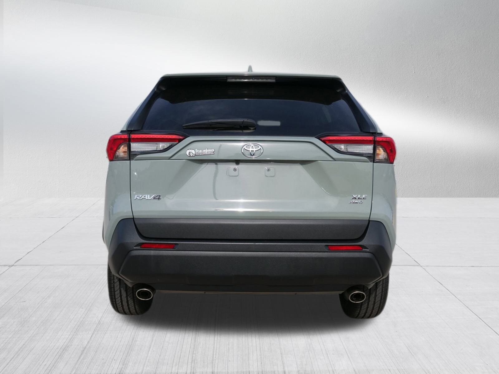 2021 Toyota RAV4 XLE photo 4