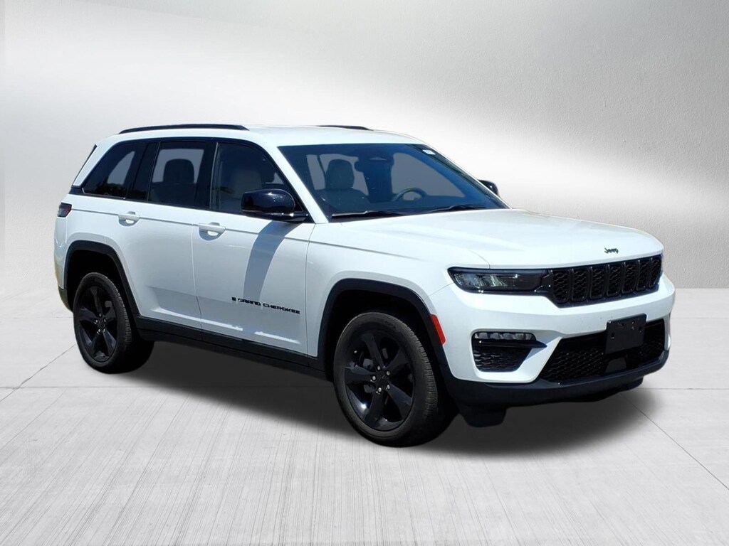 Used 2023 Jeep Grand Cherokee Limited SUV
