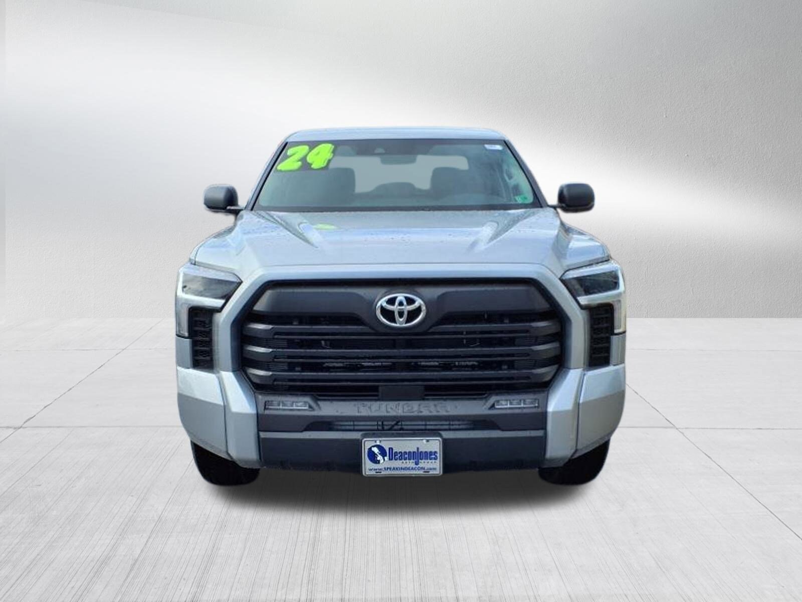2024 Toyota Tundra SR5 photo 3