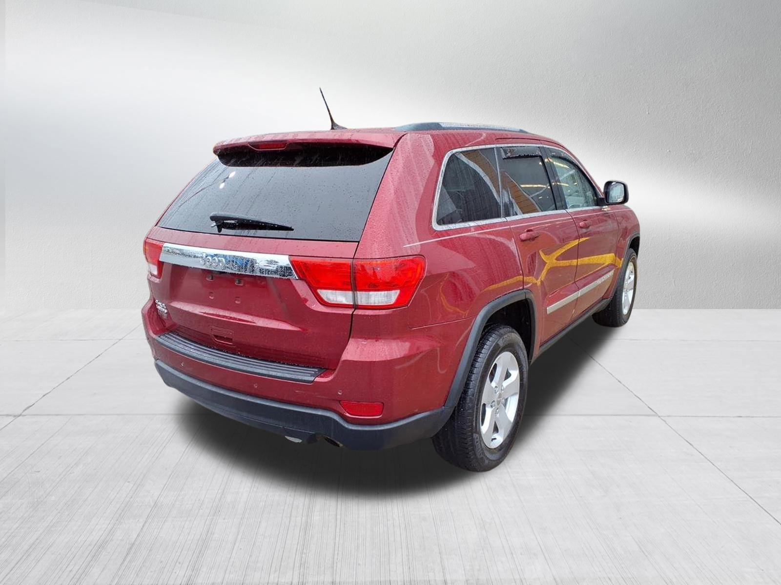 2012 Jeep Grand Cherokee Laredo photo 4