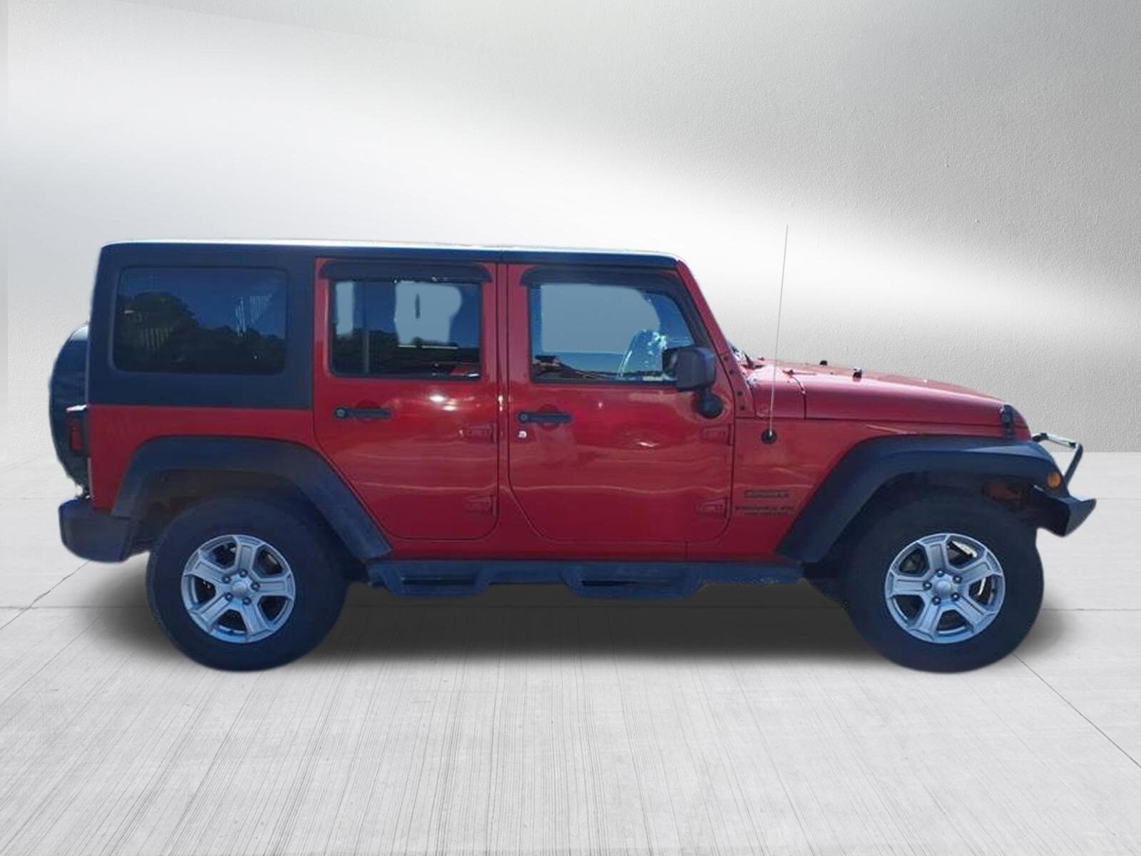 2016 Jeep Wrangler Unlimited Sport photo 3