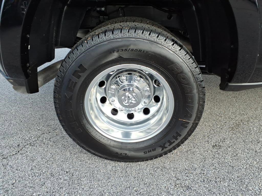 2025 RAM 3500 Limited - Photo 11