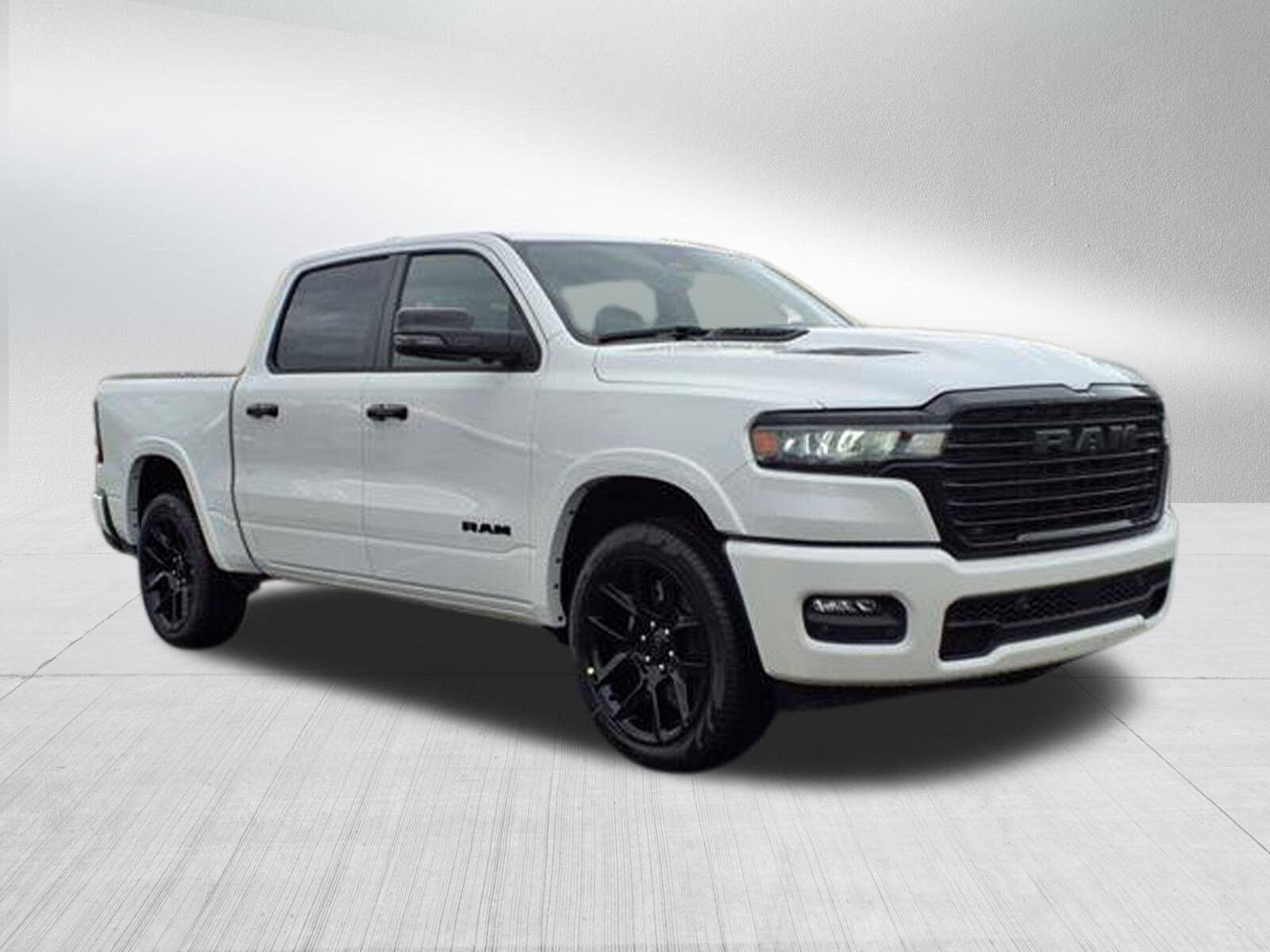 2025 Ram 1500 Laramie photo 2