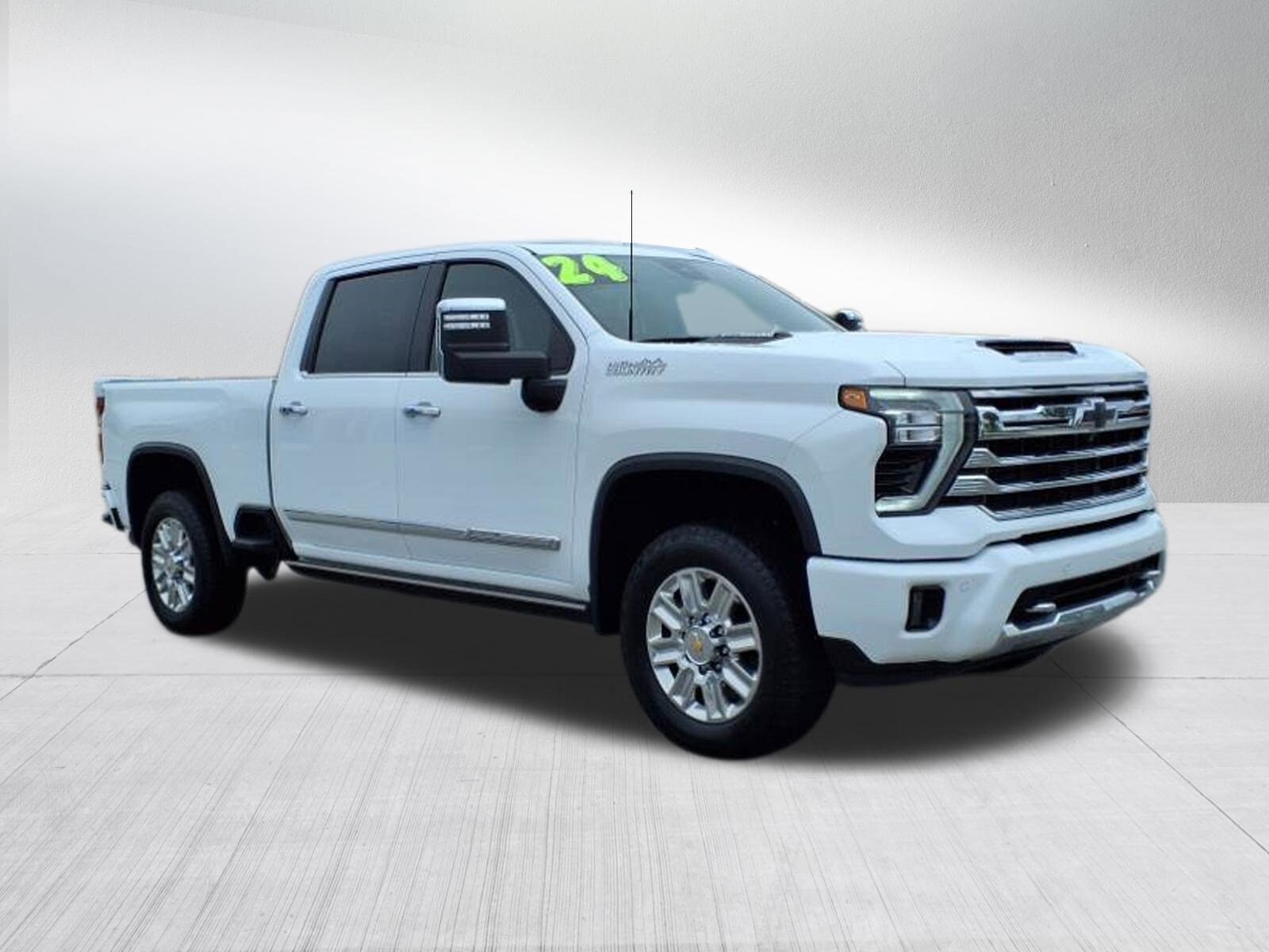 2024 Chevrolet Silverado 2500HD High Country photo 2