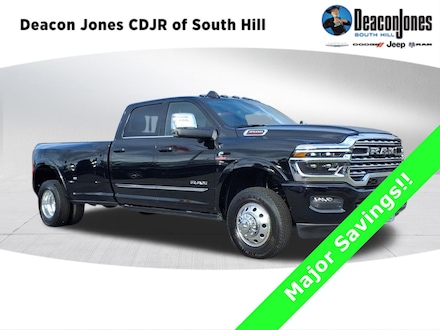 2025 Ram 3500 LIMITED CREW CAB 4X4 8' BOX Pickup