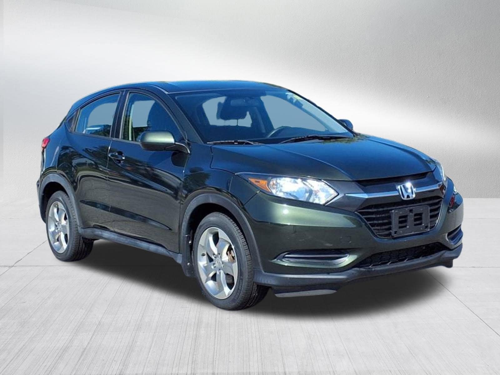 Used 2018 Honda HR-V LX with VIN 3CZRU6H39JG708171 for sale in South Hill, VA