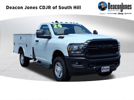 2024 Ram 3500 Chassis Cab 3500 TRADESMAN CHASSIS REGULAR CAB 4X4 60' CA Pickup
