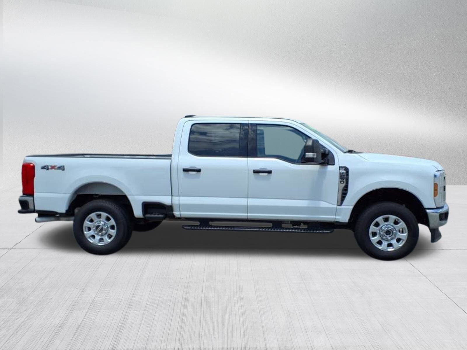 2024 Ford F-250 photo 3