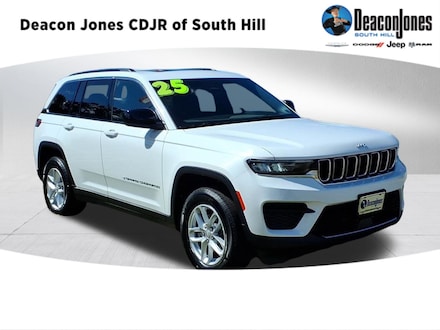 2025 Jeep Grand Cherokee LAREDO X 4X4 Sport Utility