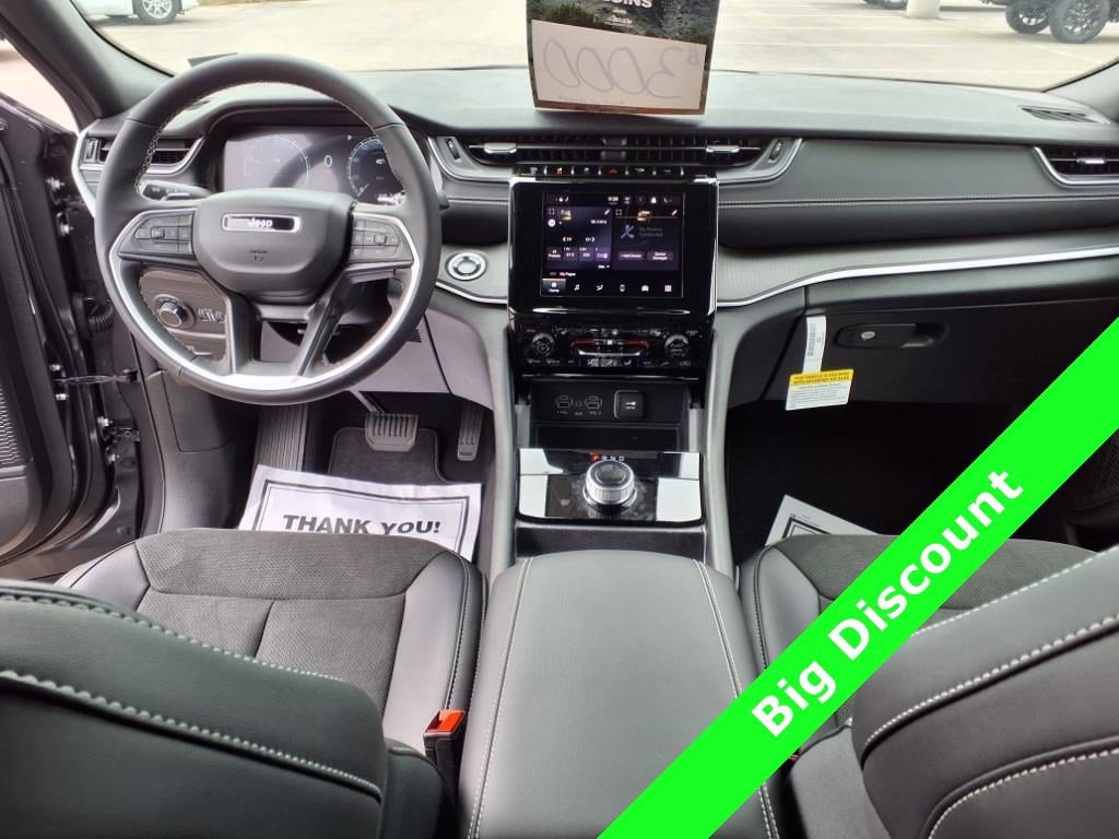 2025 Jeep Grand Cherokee Altitude - Photo 16