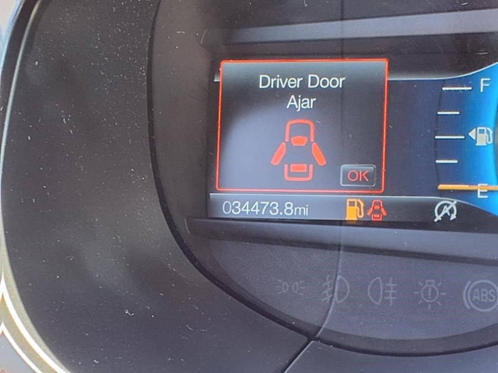 2022 Ford Edge ST photo 5