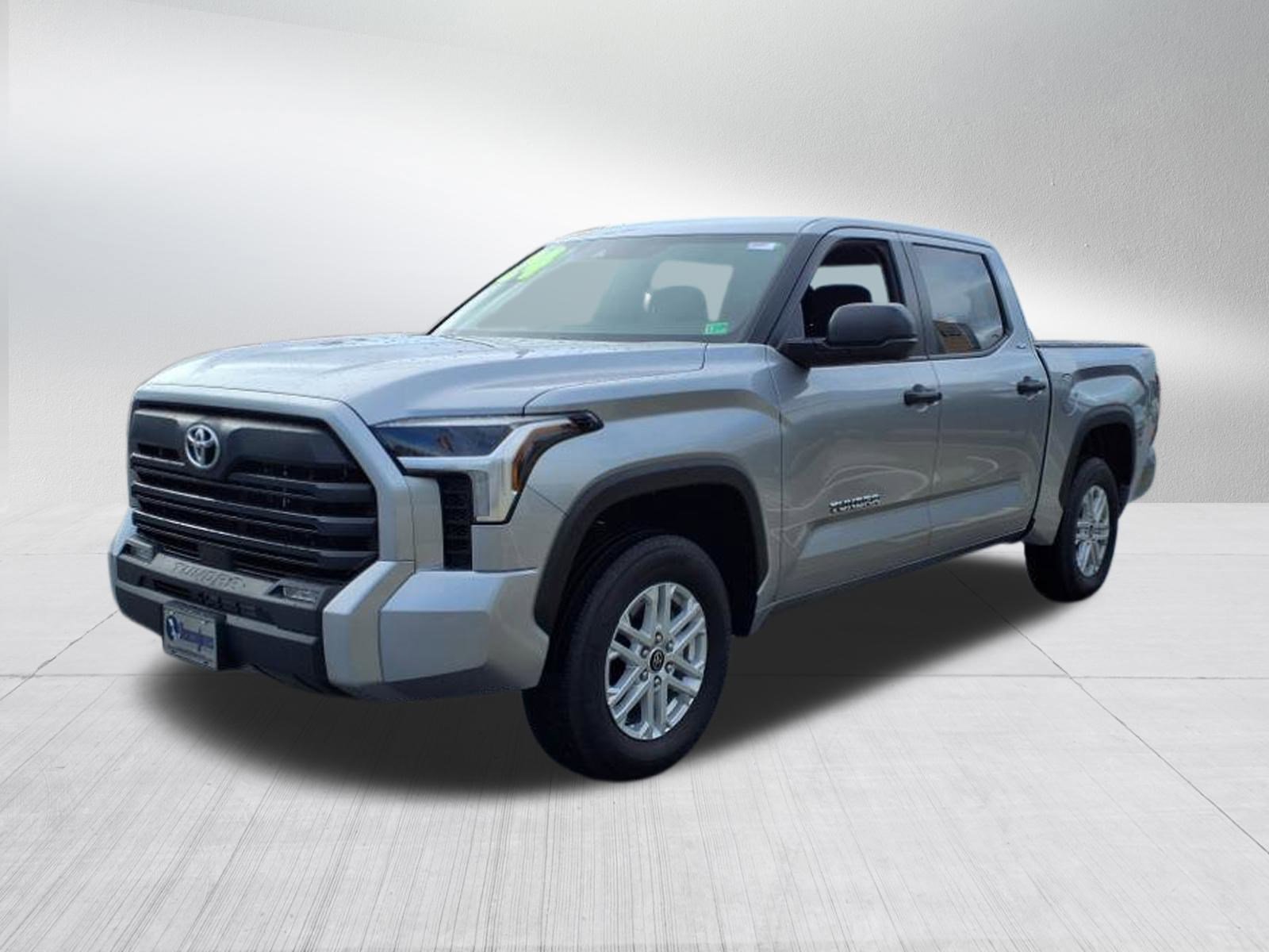 2024 Toyota Tundra SR5 photo 4