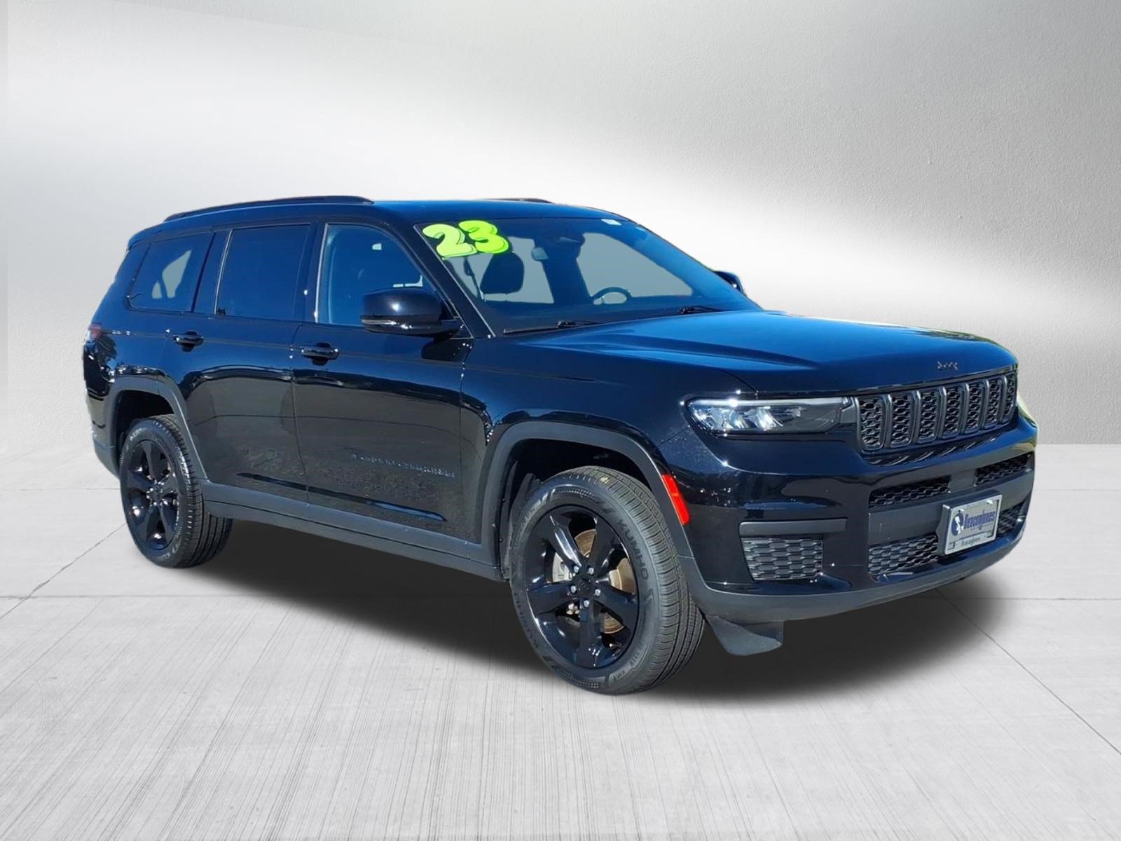 Used 2023 Jeep Grand Cherokee L Laredo SUV