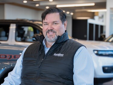 Staff member Page Inge from ID_66b781