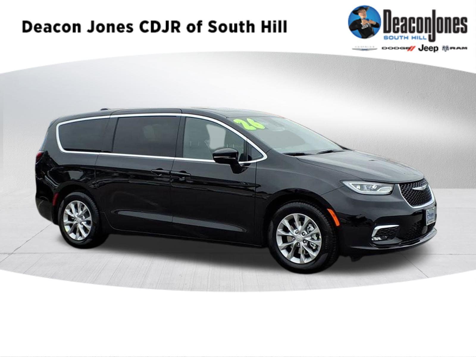 2026 Chrysler Pacifica Limited's photo