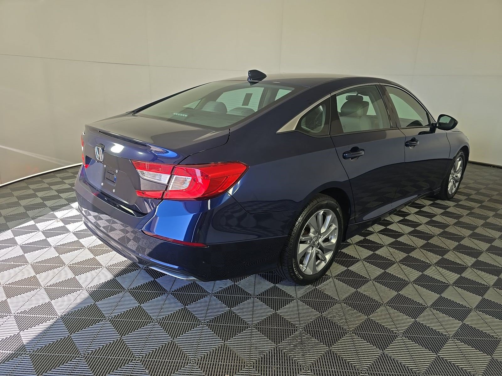 Used 2019 Honda Accord LX Sedan