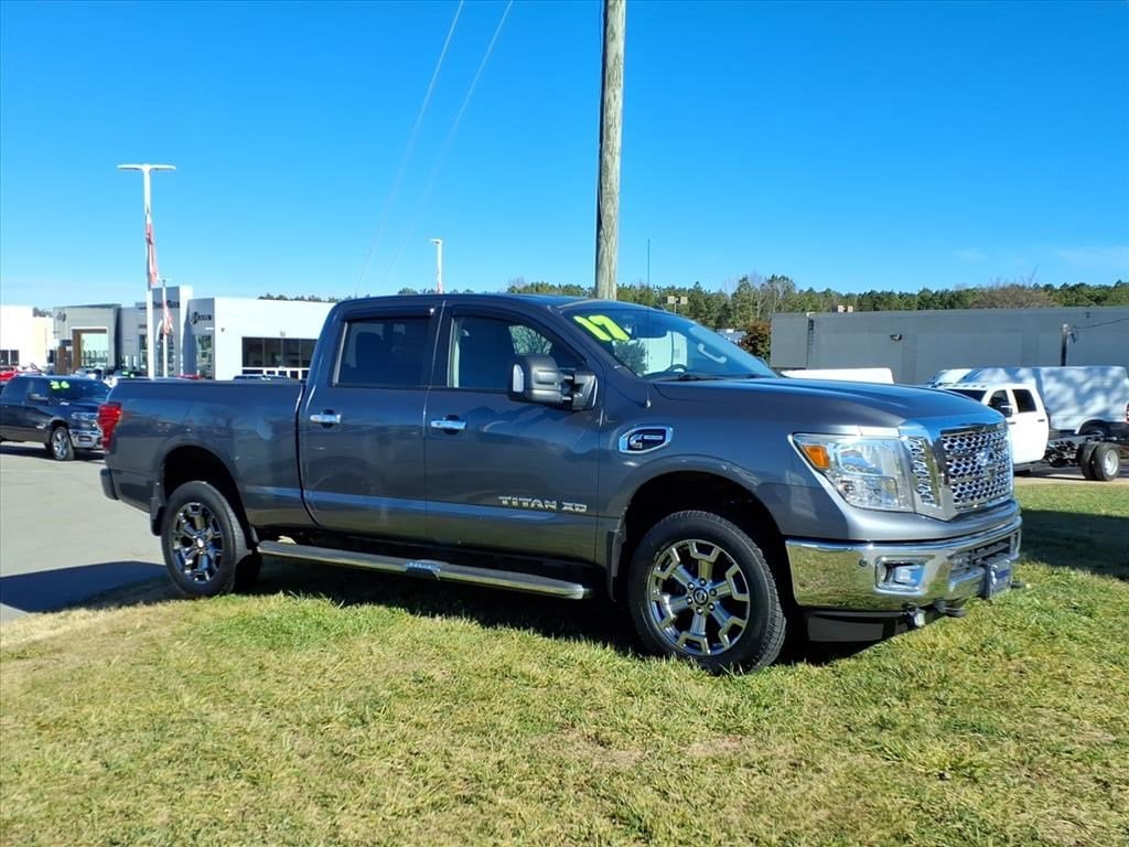 Used 2017 Nissan Titan XD SV Diesel Truck Crew Cab