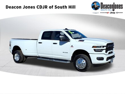 2025 Ram 3500 BIG HORN CREW CAB 4X4 8' BOX Pickup