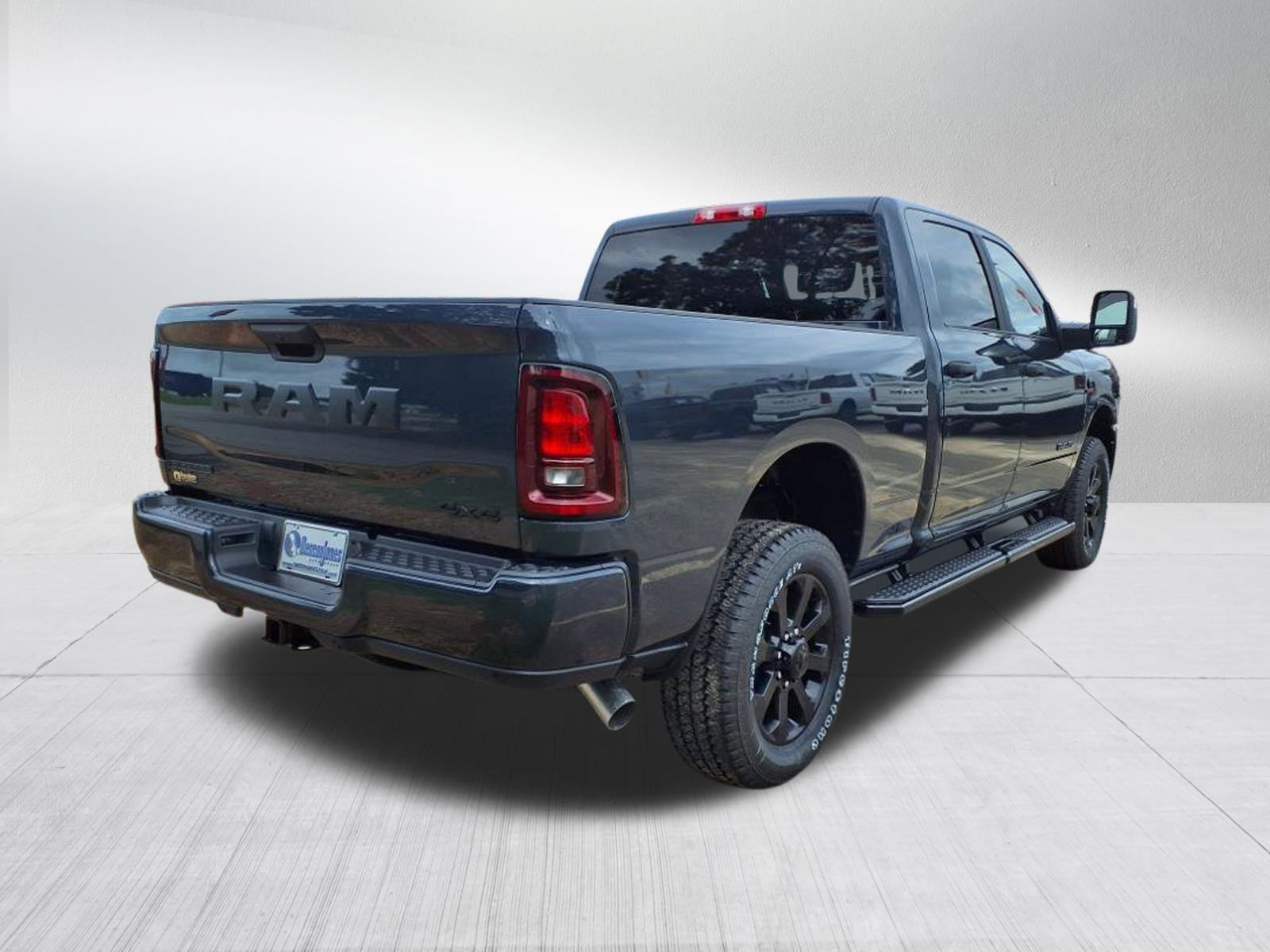 2025 Ram 2500 Big Horn photo 4