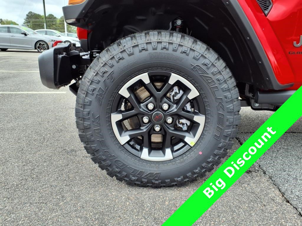 2025 Jeep Gladiator Rubicon - Photo 12