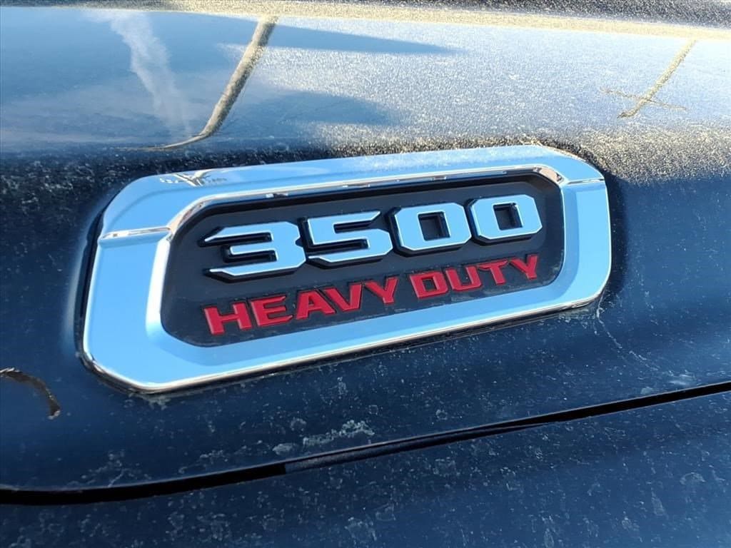 2025 RAM 3500 Limited - Photo 29