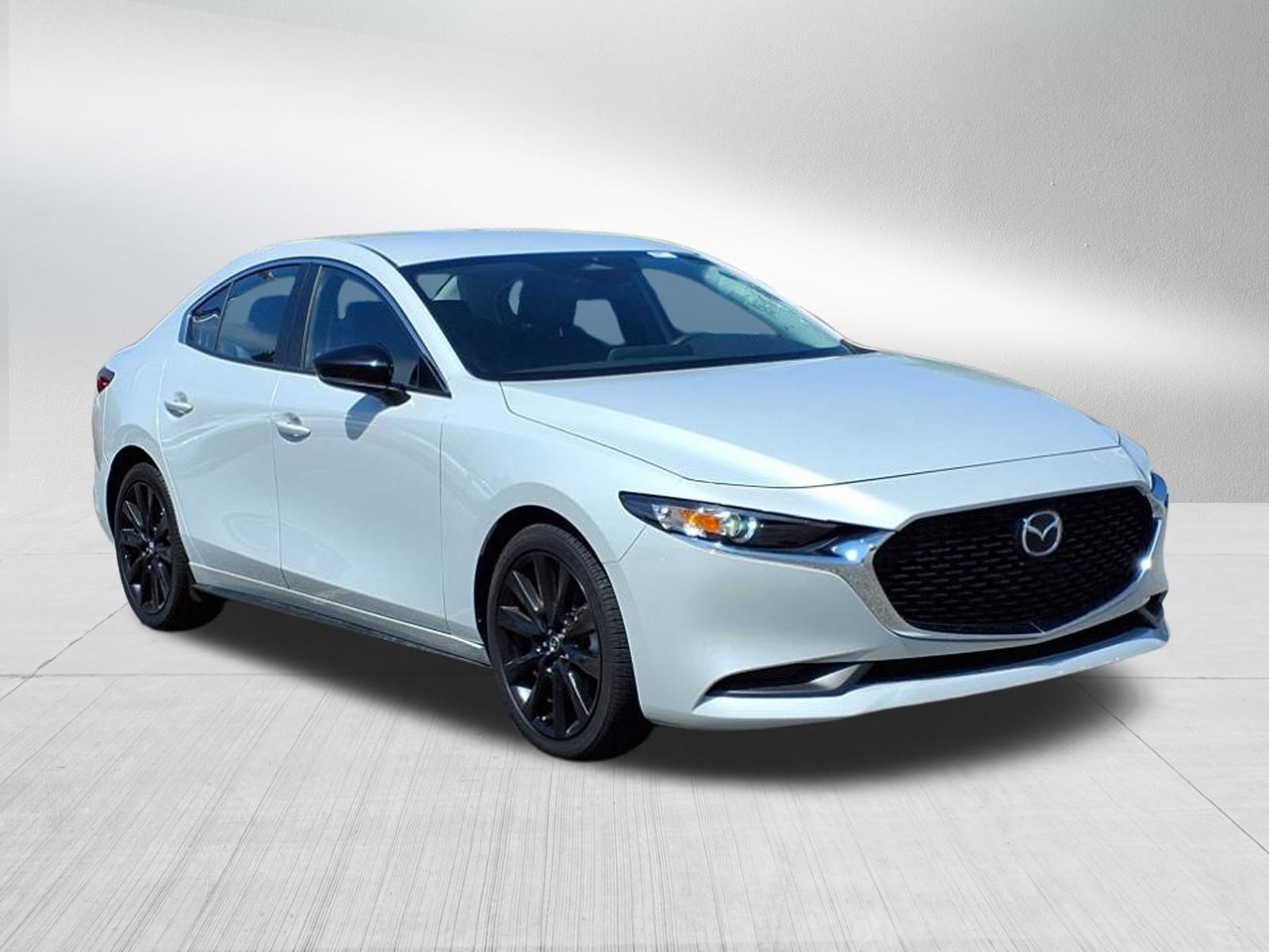 2024 Mazda Mazda3 Sedan 2.5 Select Sport photo 2