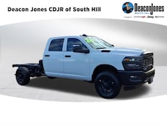 2026 Ram 3500 Chassis Cab TRADESMAN CREW   4X4 60' CA Pickup