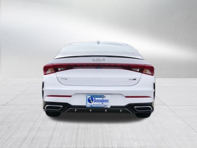 2022 Kia K5 GT-Line photo 3