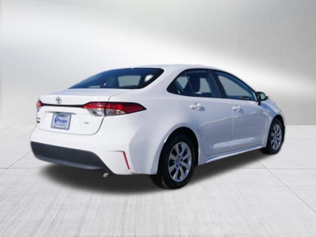 2024 Toyota Corolla LE photo 2