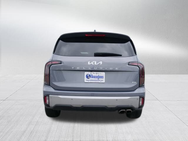 2023 Kia Telluride EX photo 3