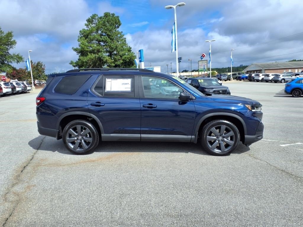 New 2025 Honda Pilot Sport SUV