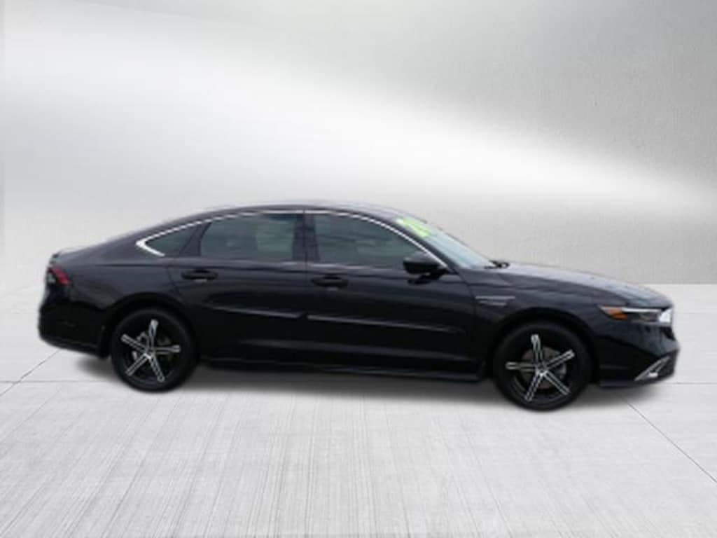 Used 2024 Honda Accord EX Sedan