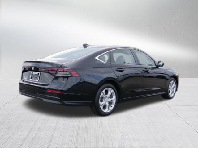 2025 Honda Accord LX photo 2