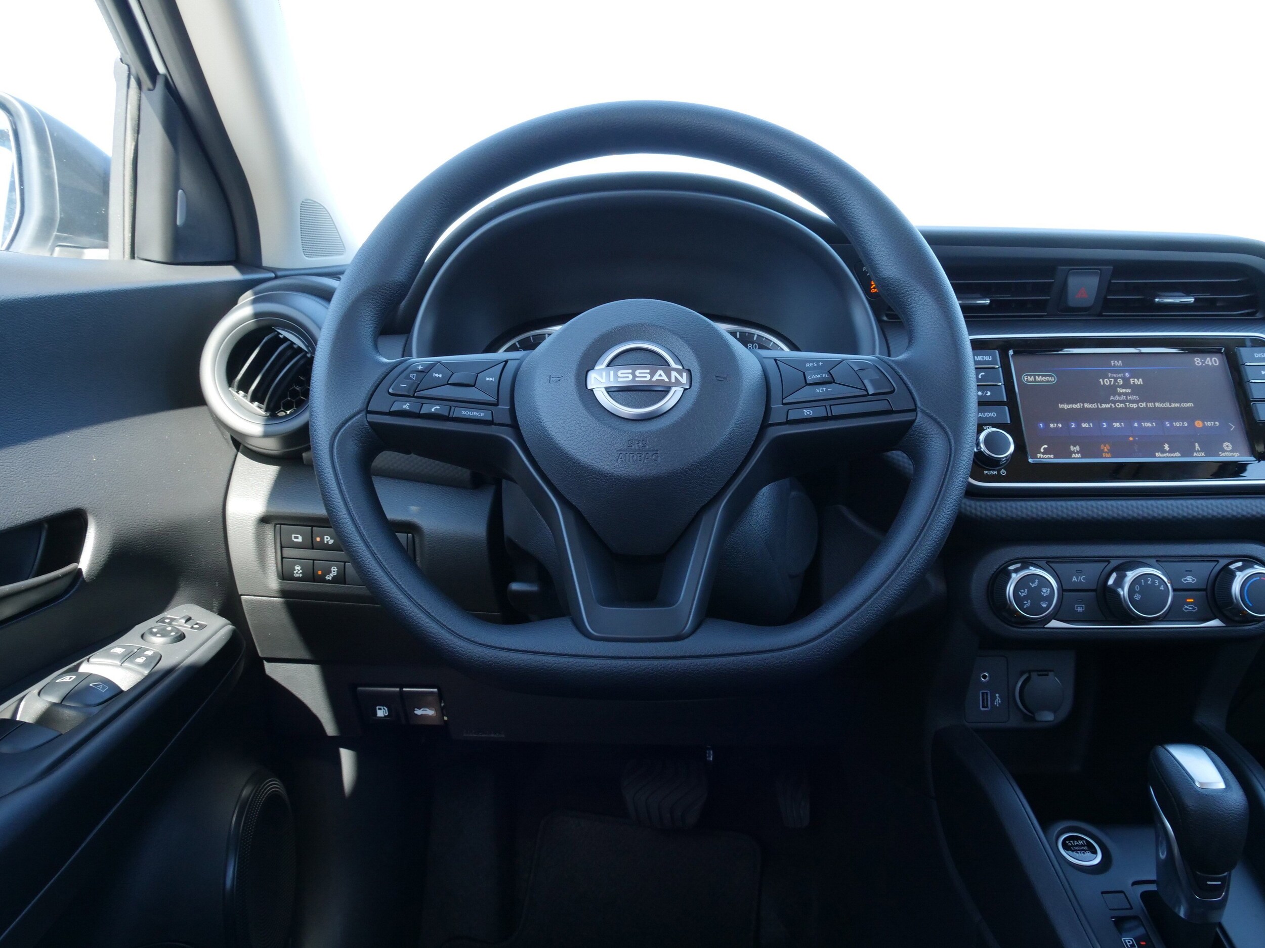 2025 Nissan KICKS PLAY Base - Photo 20