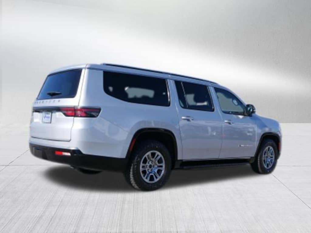 Used 2024 Jeep Wagoneer L Base SUV