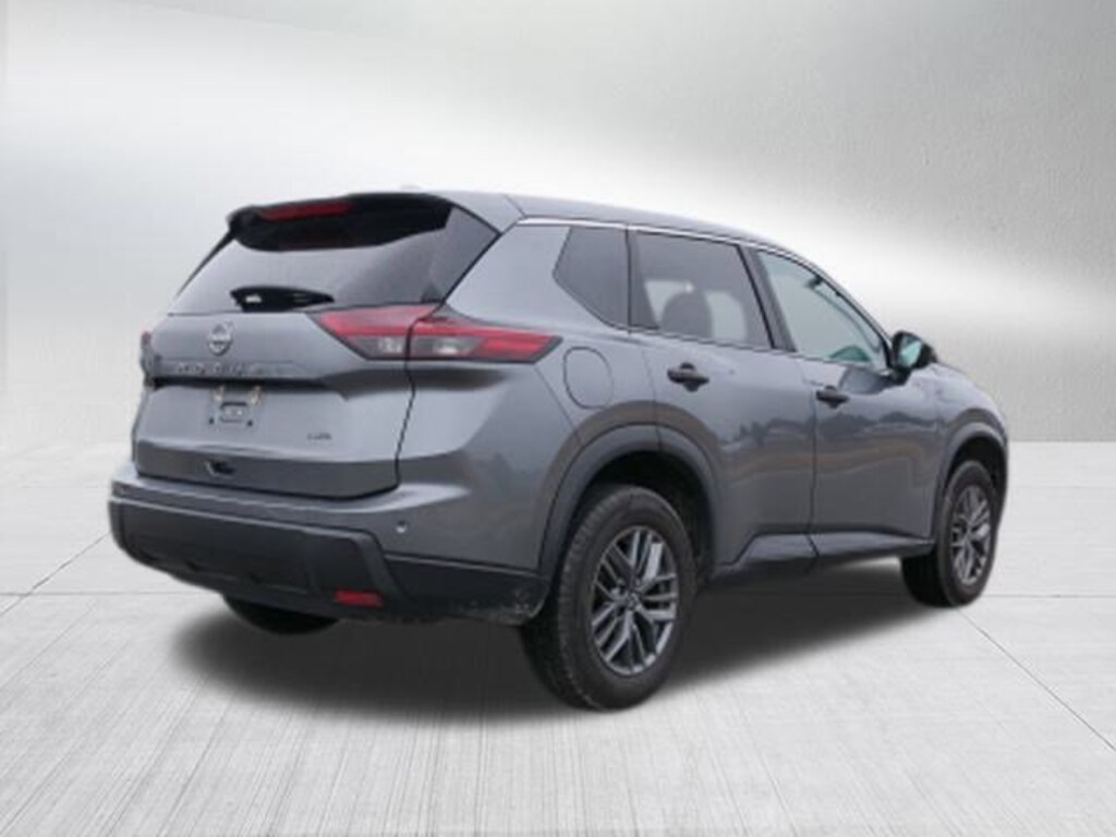 Used 2024 Nissan Rogue S SUV