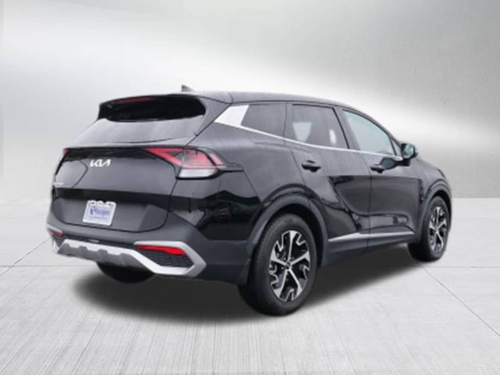Used 2023 Kia Sportage EX SUV