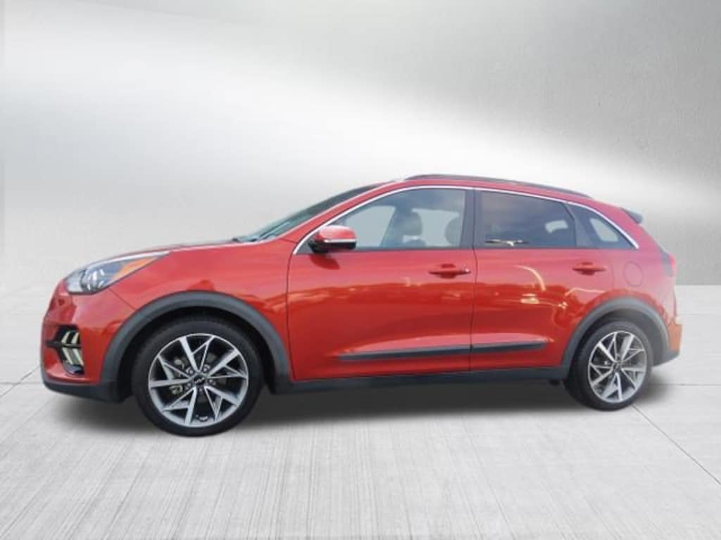 Used 2022 Kia Niro Touring SE SUV