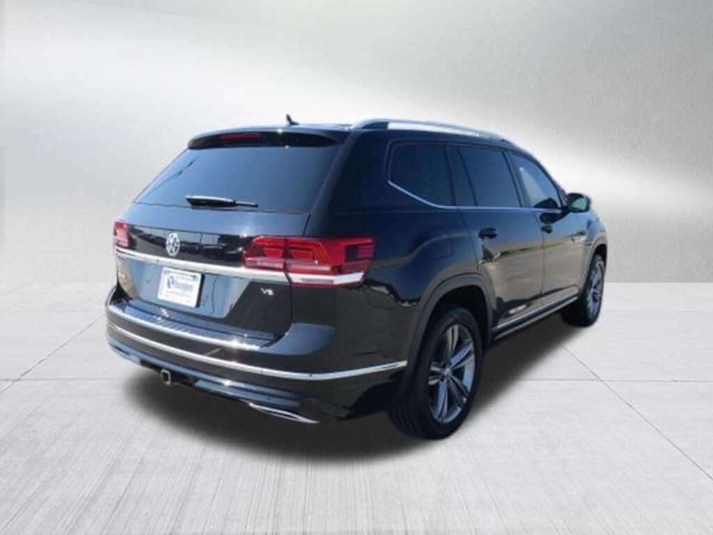 Used 2019 Volkswagen Atlas 3.6L V6 SE w/Technology R-Line SUV