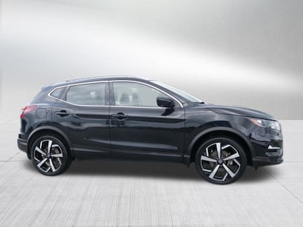 2022 Nissan Rogue Sport SL SUV