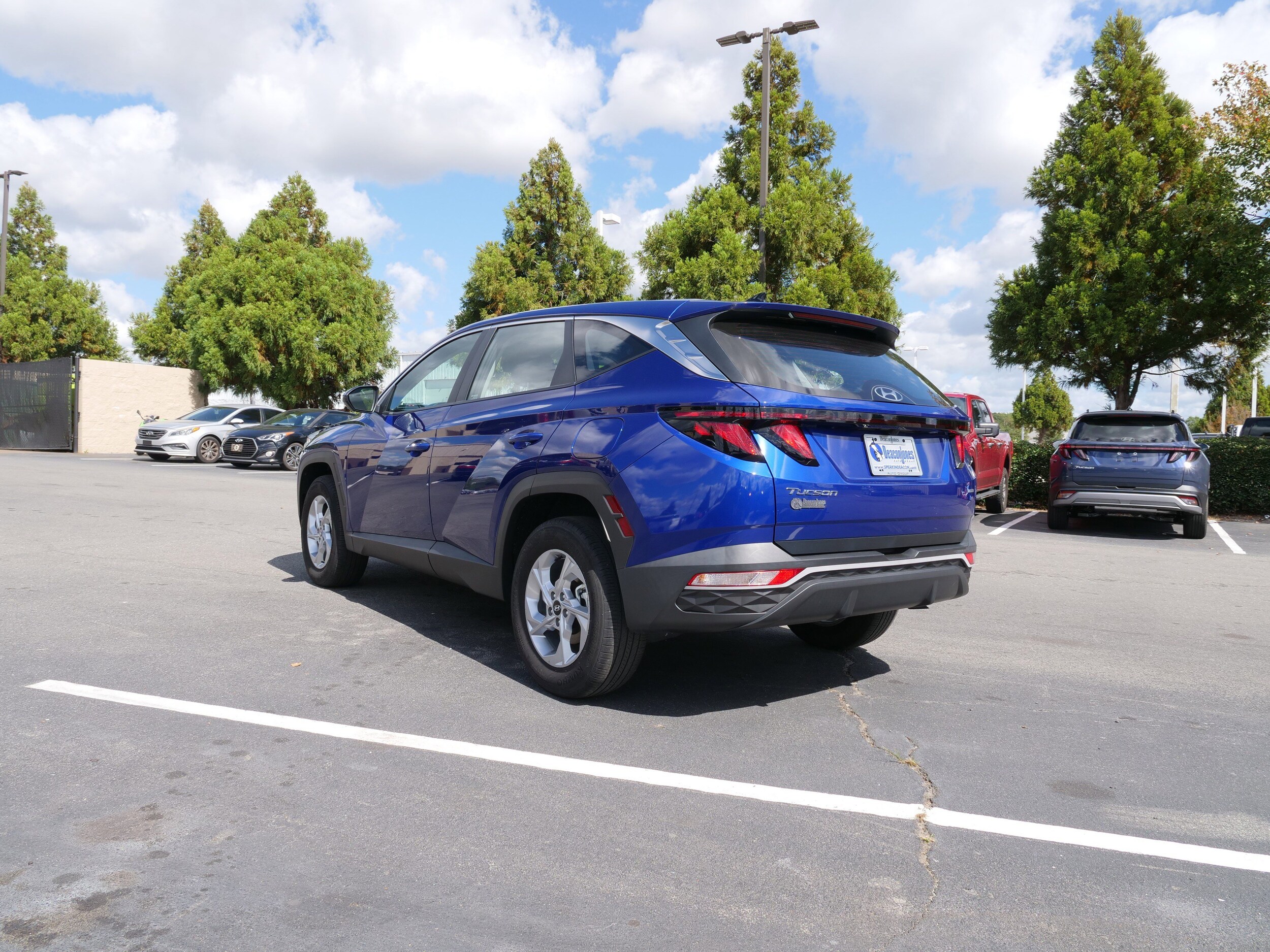 2023 Hyundai Tucson SE photo 3