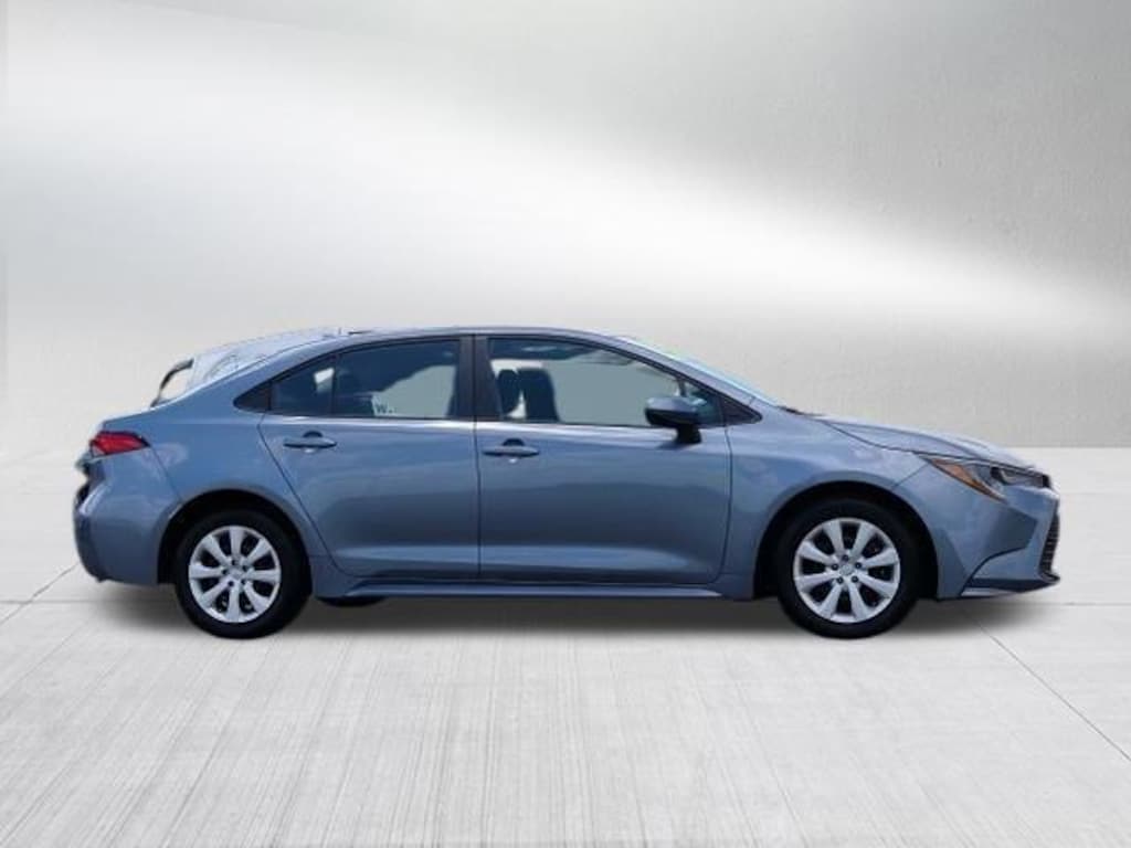 Used 2025 Toyota Corolla LE Sedan