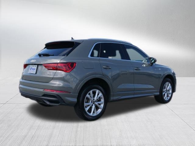 2024 Audi Q3 45 TFSI S line Premium photo 2