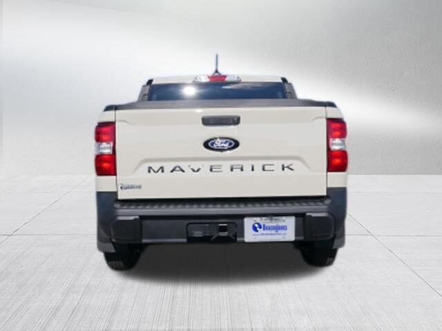 2025 Ford Maverick XLT photo 3