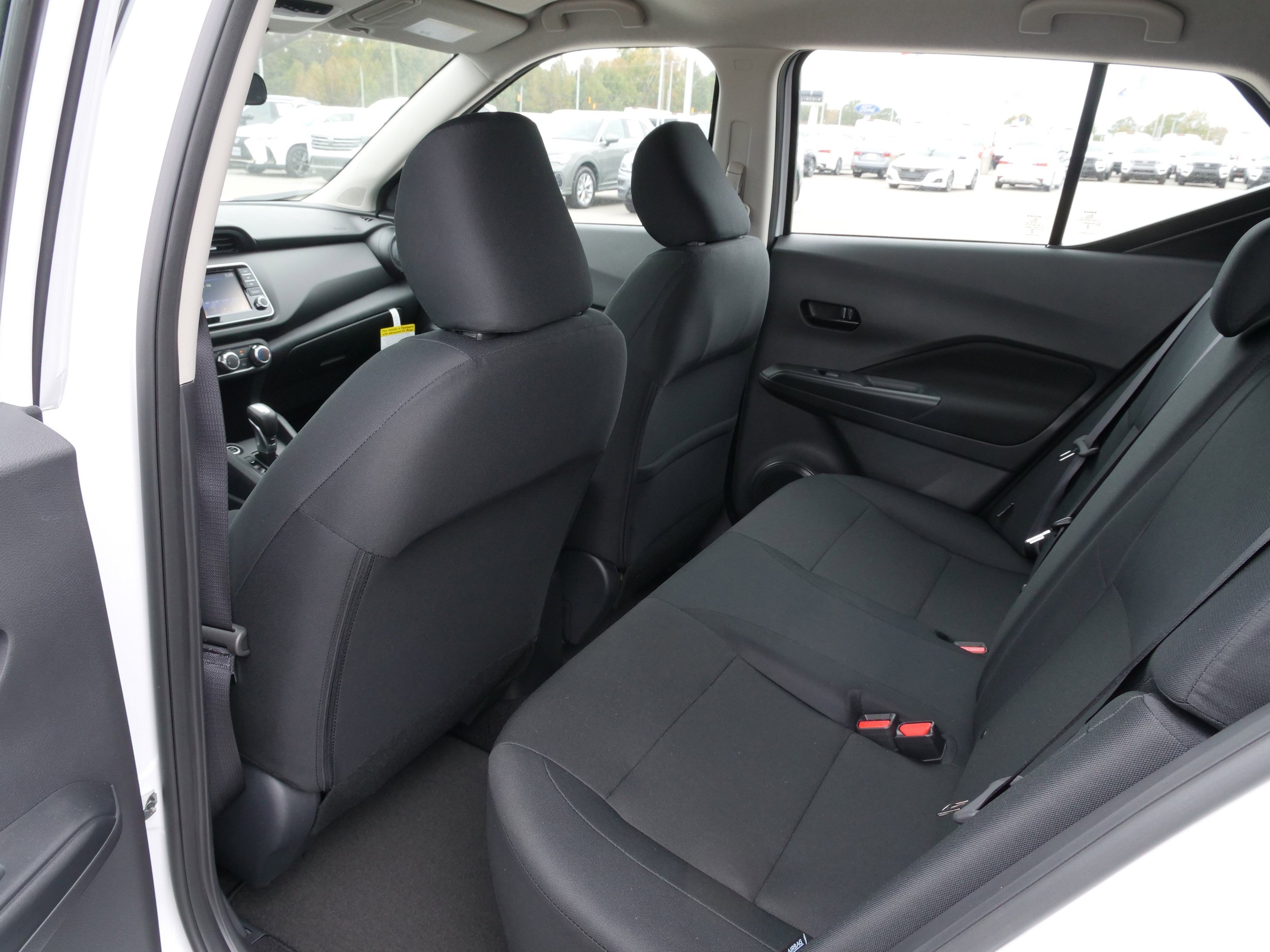 2025 Nissan KICKS PLAY Base - Photo 14