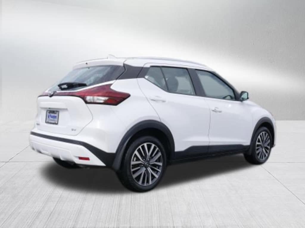 Used 2023 Nissan Kicks SV SUV