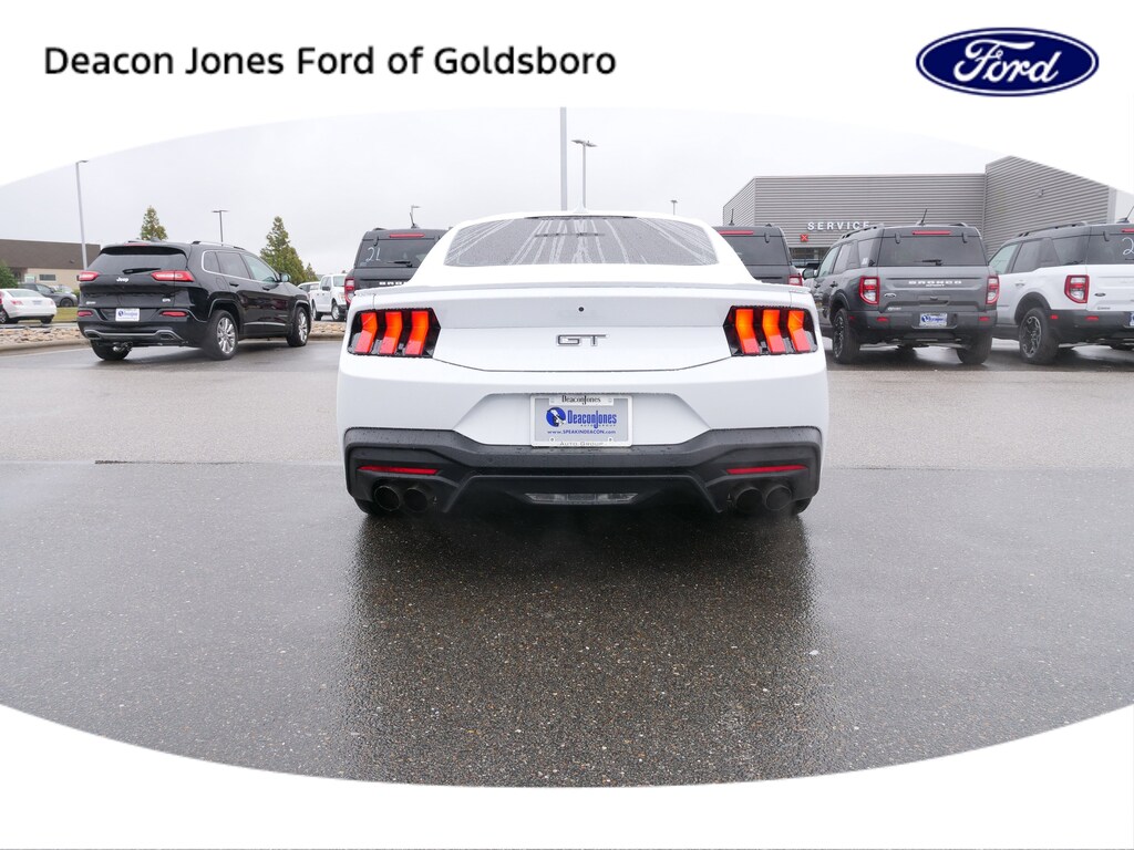 Used 2025 Ford Mustang  Coupe